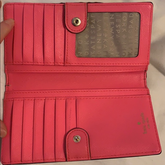 Kate spade wallet, unique pink pattern - Picture 4 of 6